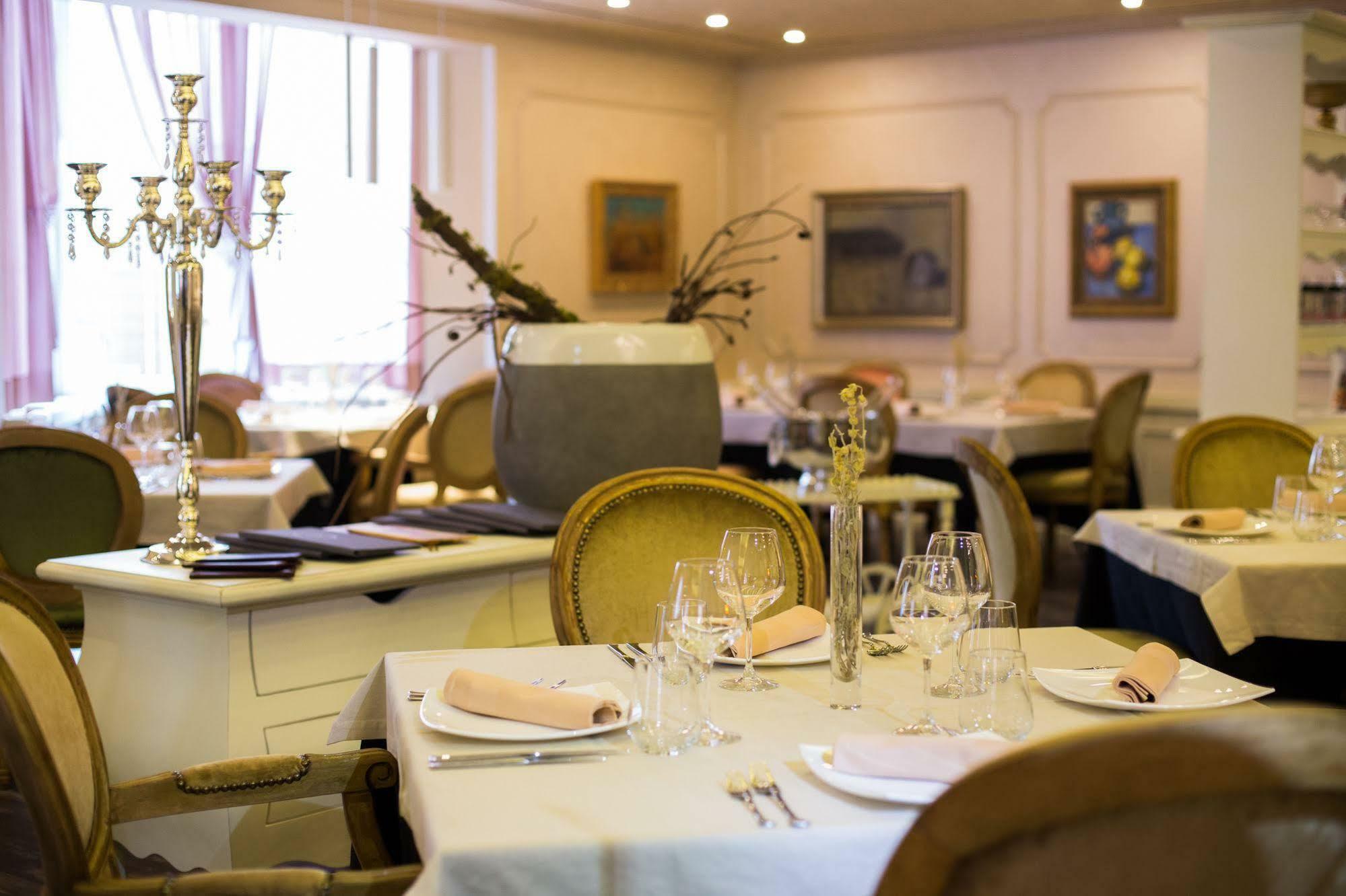 Classic 4* Tirana